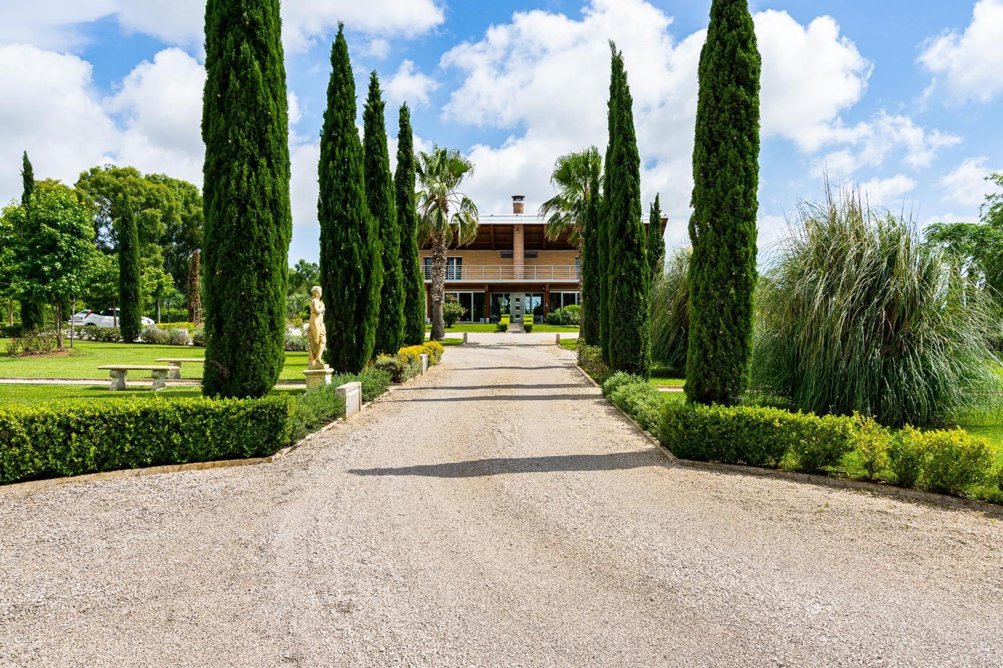 Casale Delle Ronde B&B Latina Ngoại thất bức ảnh