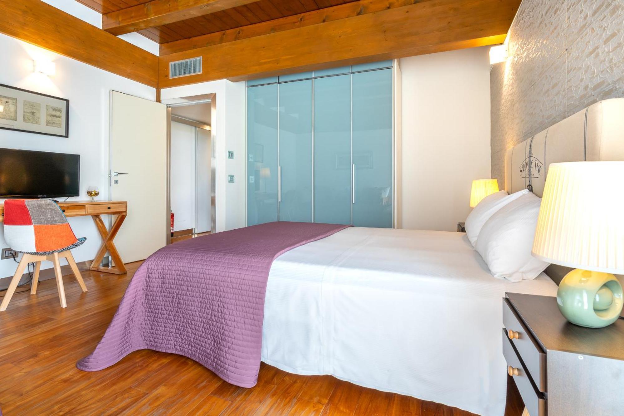 Casale Delle Ronde B&B Latina Ngoại thất bức ảnh